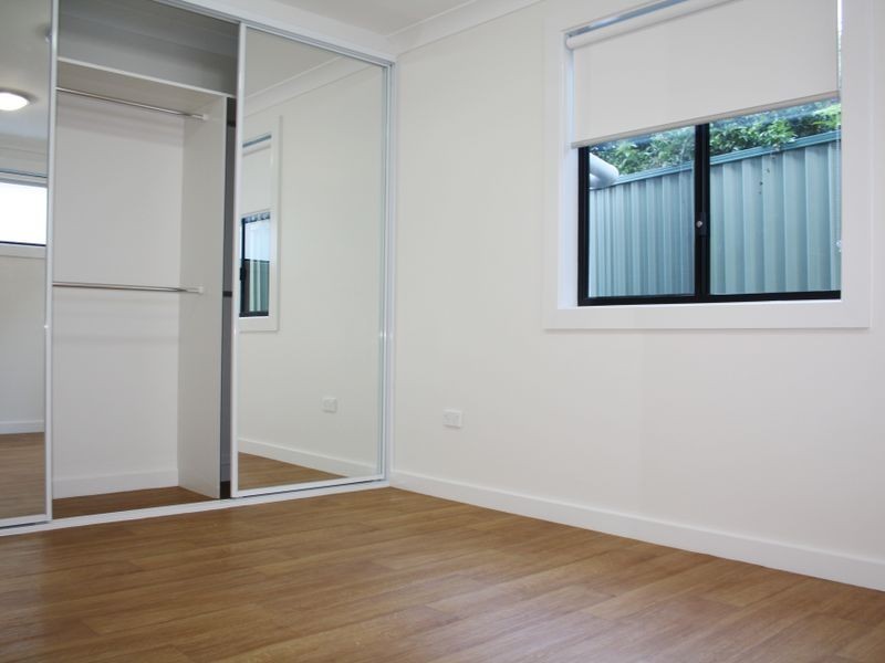 1/9 WRIGHT CLOSE, Georges Hall NSW 2198