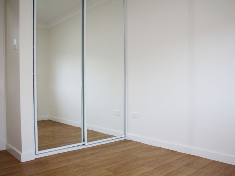 1/9 WRIGHT CLOSE, Georges Hall NSW 2198