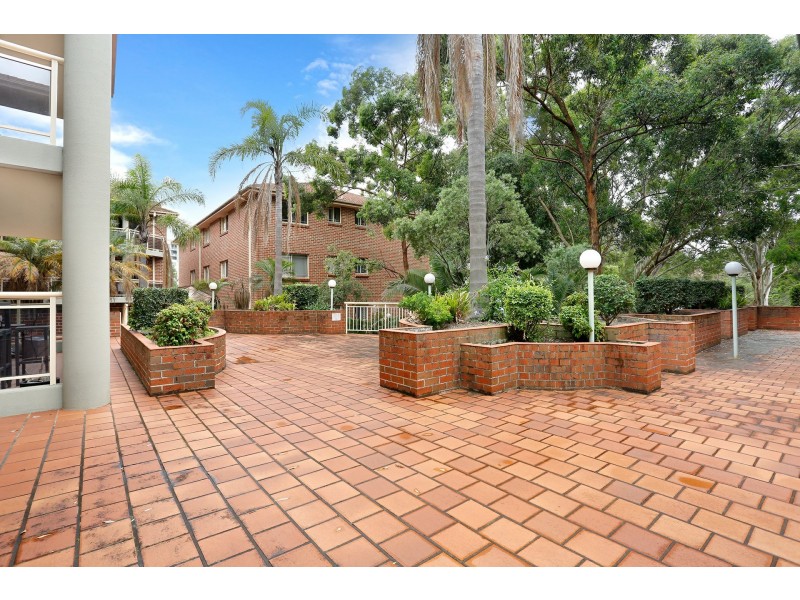 16/6-10 Sir Joseph Banks Street, Bankstown NSW 2200