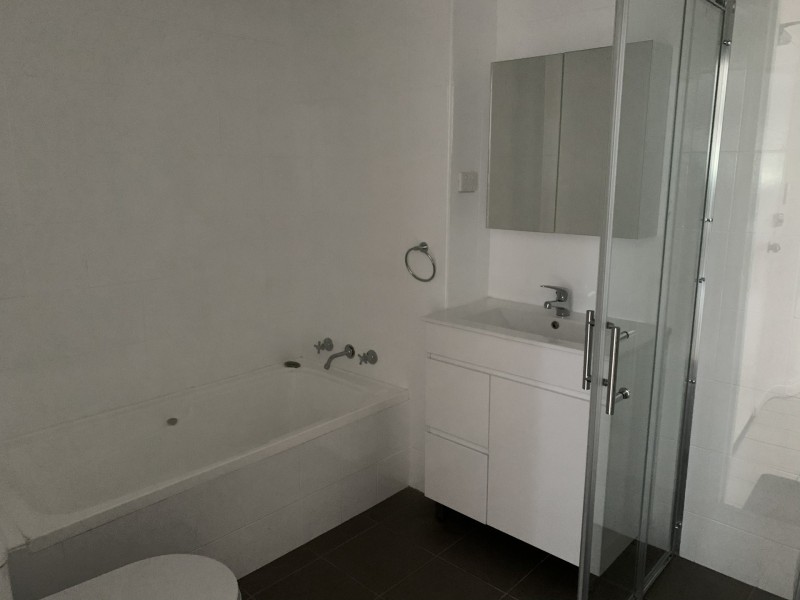 1/61 Tennyson Road, Greenacre NSW 2190