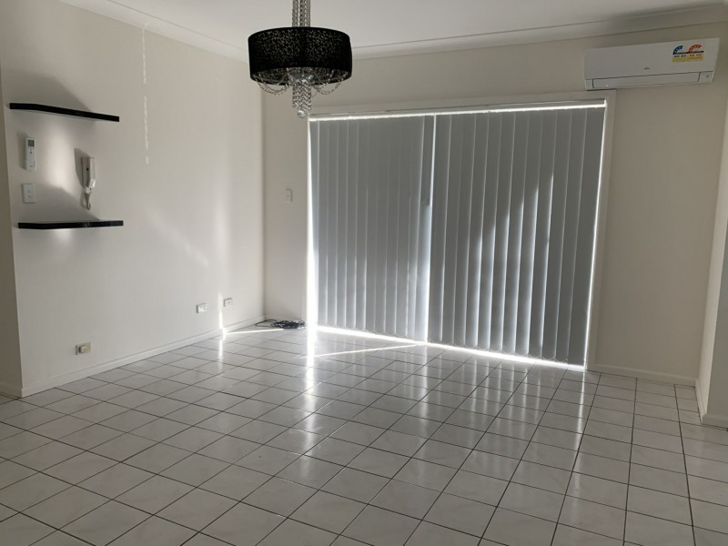 1/61 Tennyson Road, Greenacre NSW 2190