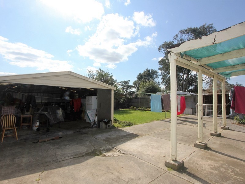 51 Laurina Crescent, Frankston North VIC 3200