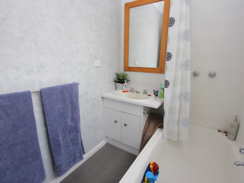 1/300 Heatherhill Road, Frankston VIC 3199