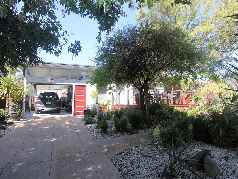 28 Whitewood Street, Frankston North VIC 3200