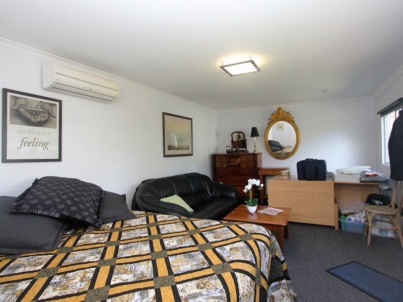 28 Whitewood Street, Frankston North VIC 3200