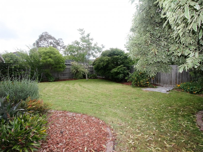 10 Chatswood Avenue, Langwarrin VIC 3910