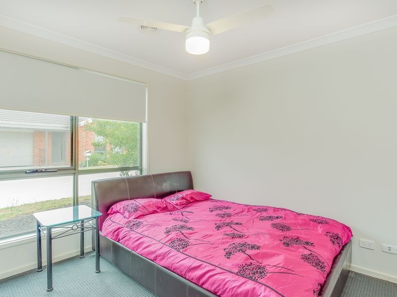 10/11 Brunnings Road, Carrum Downs VIC 3201