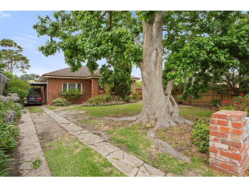 2 Denbigh Street, Frankston South VIC 3199