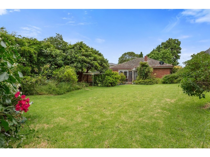 2 Denbigh Street, Frankston South VIC 3199