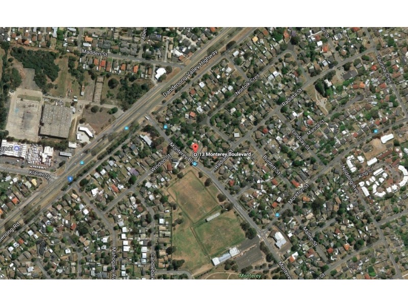 13 Monterey Boulevard, Frankston North VIC 3200