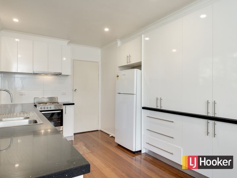 2 Meerlu Avenue, Frankston VIC 3199