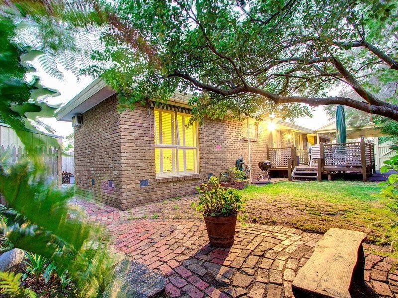 21 Grimwade Crescent, Frankston VIC 3199