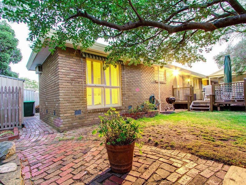 21 Grimwade Crescent, Frankston VIC 3199