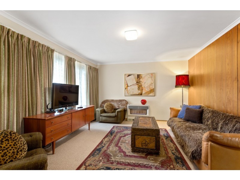 6 Hebe Court, Frankston North VIC 3200