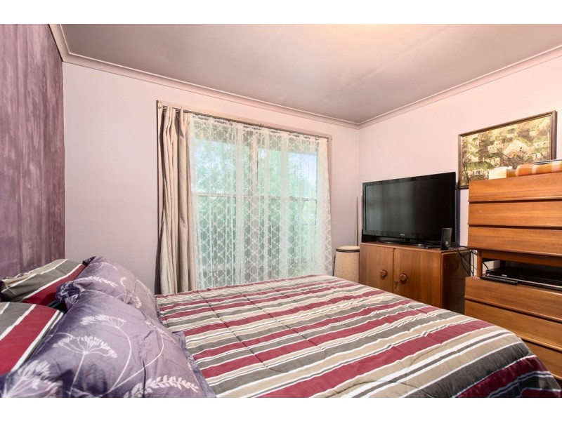 6 Hebe Court, Frankston North VIC 3200