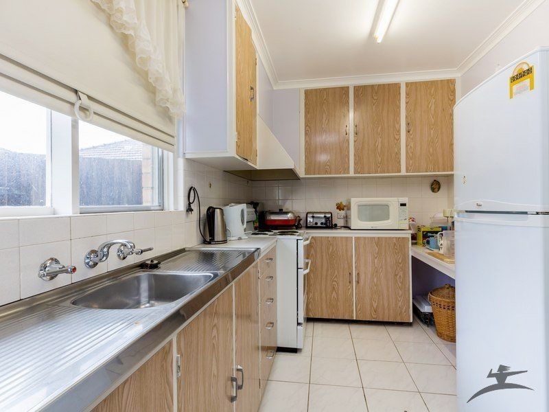 8/5 Hope Court, Frankston VIC 3199