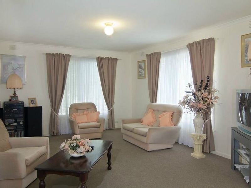 22 Pinewood Drive, Hastings VIC 3915