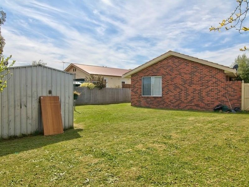 22 Pinewood Drive, Hastings VIC 3915