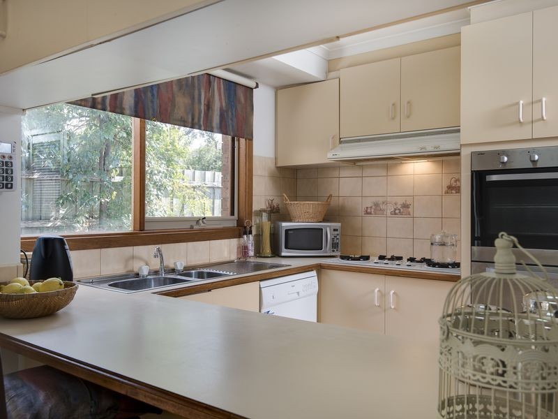 1/98 Fleetwood Cres, Frankston South VIC 3199