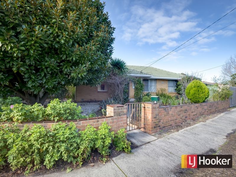 38 Laurina Cres, Frankston North VIC 3200