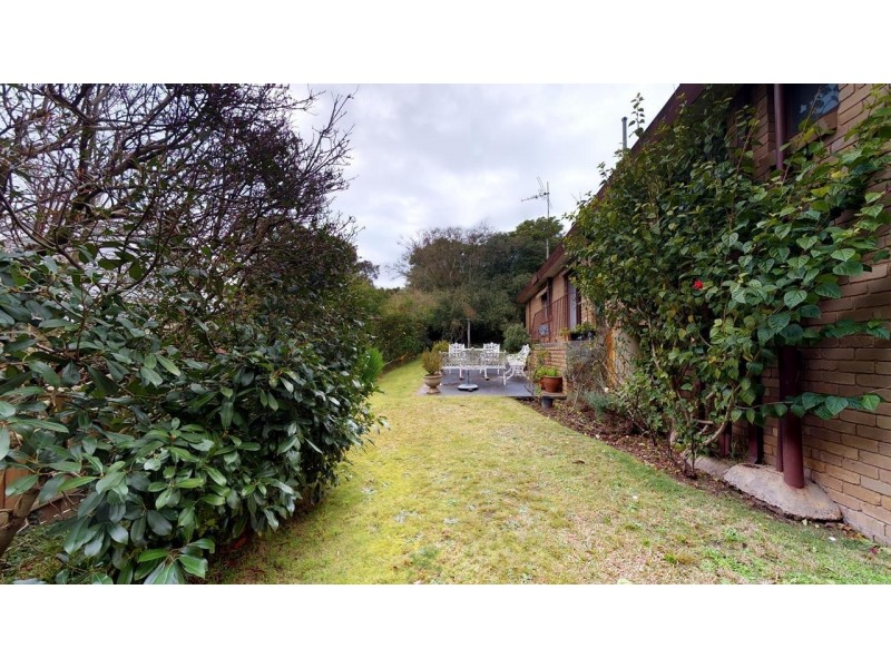 2/5 Acunha Street, Mount Eliza VIC 3930