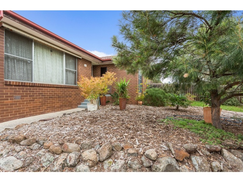 6 Hebe Court, Frankston North VIC 3200