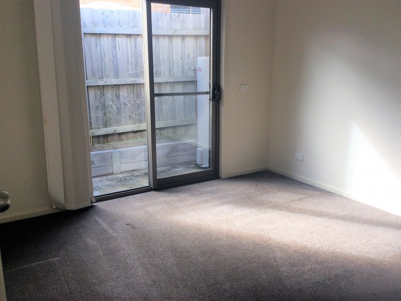 5A Candlebark Crescent, Frankston North VIC 3200