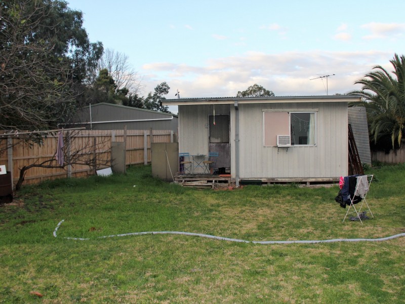 23 Longleaf Street, Frankston North VIC 3200