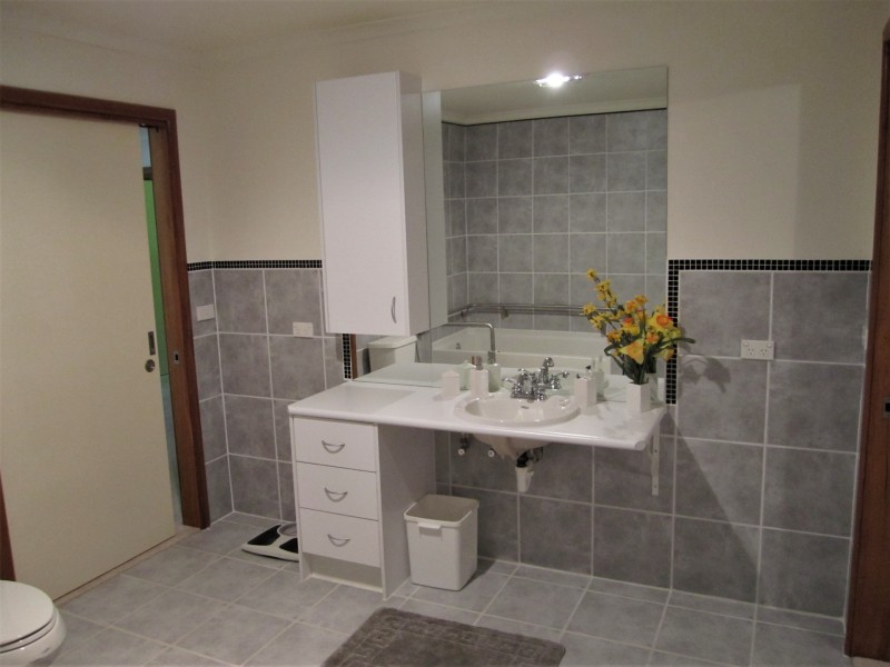 6 Birdswood Court, Langwarrin South VIC 3911