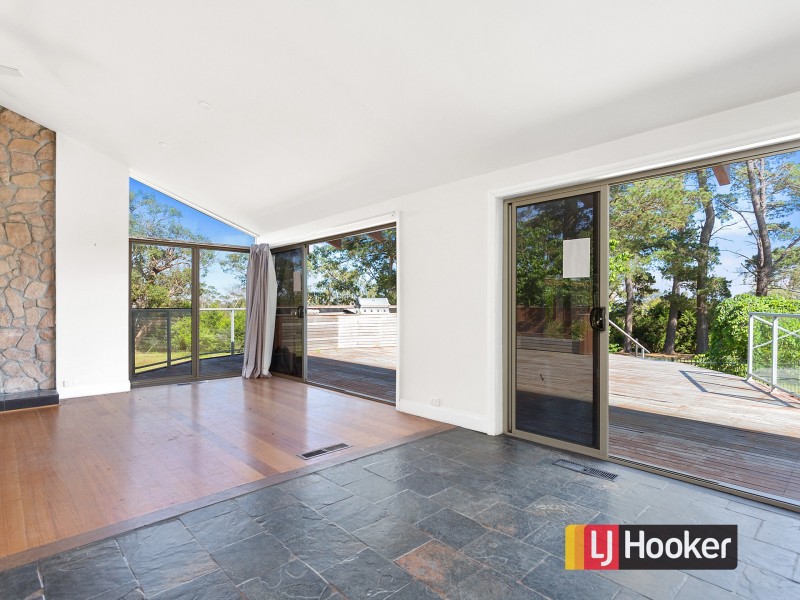96 Wooralla Drive, Mount Eliza VIC 3930
