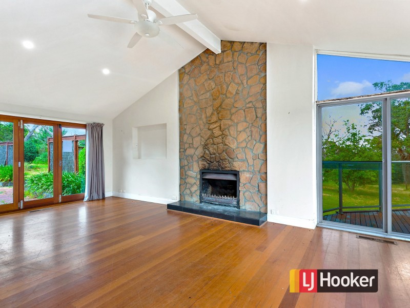 96 Wooralla Drive, Mount Eliza VIC 3930