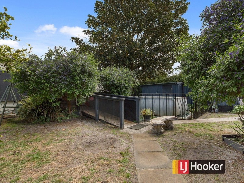 13 & 15 Candlebark Crescent, Frankston North VIC 3200