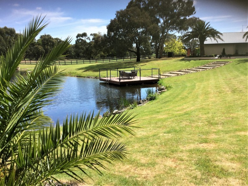1 East Road, Pearcedale VIC 3912