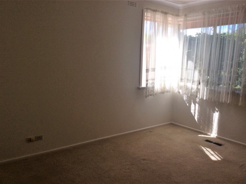 2 Parva Avenue, Frankston VIC 3199