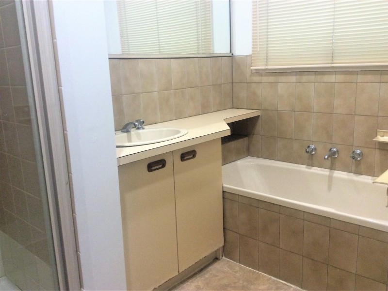 Unit 2/11 Towerhill Road, Frankston VIC 3199