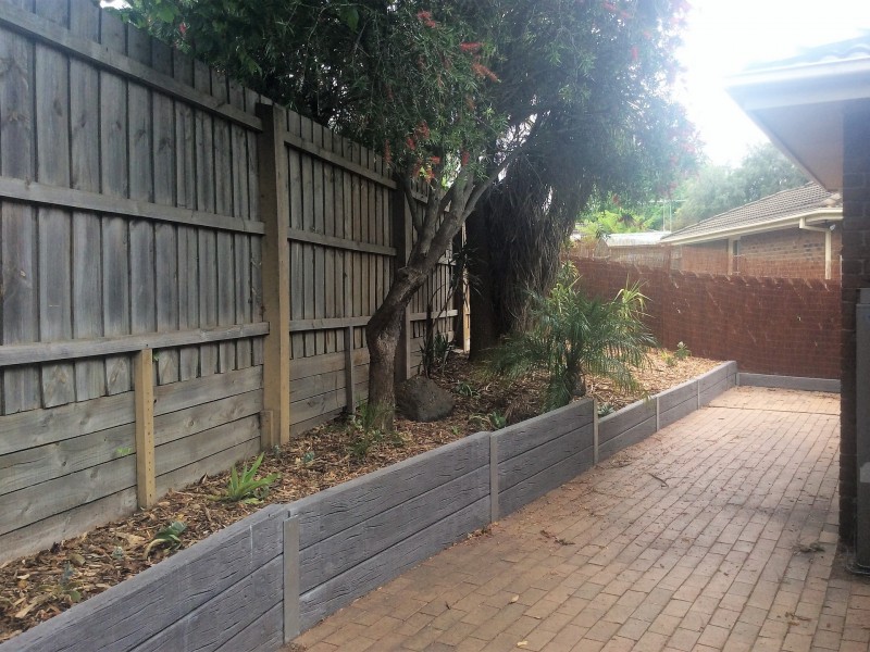 Unit 2/11 Towerhill Road, Frankston VIC 3199