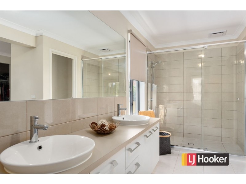 12 Neil Street, Frankston South VIC 3199