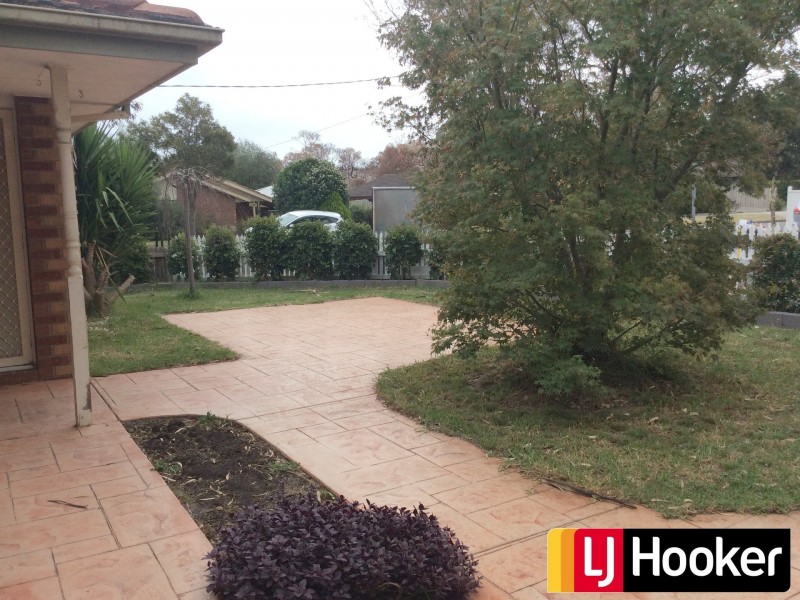 2 Alter Court, Skye VIC 3977