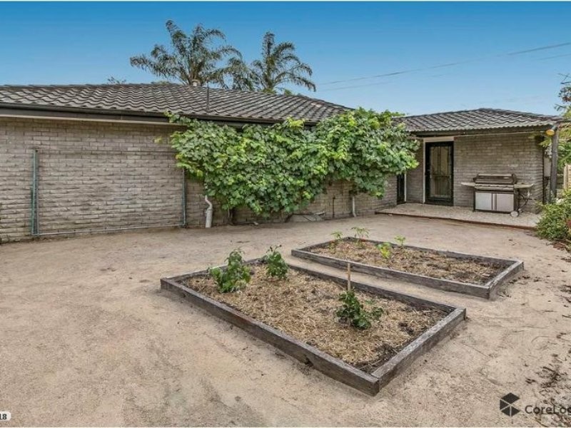 14 Barry Street, Seaford VIC 3198