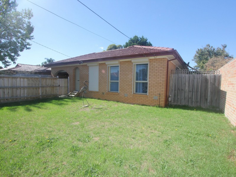 18 Downs Road, Seaford VIC 3198