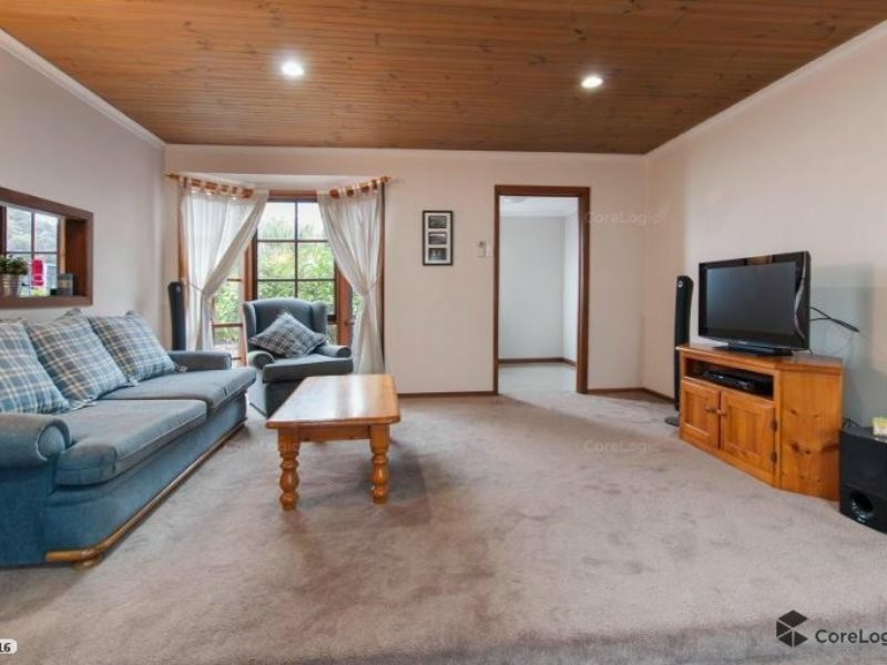 8 Spray Street, Frankston VIC 3199