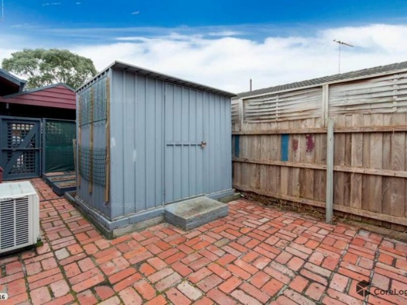 8 Spray Street, Frankston VIC 3199