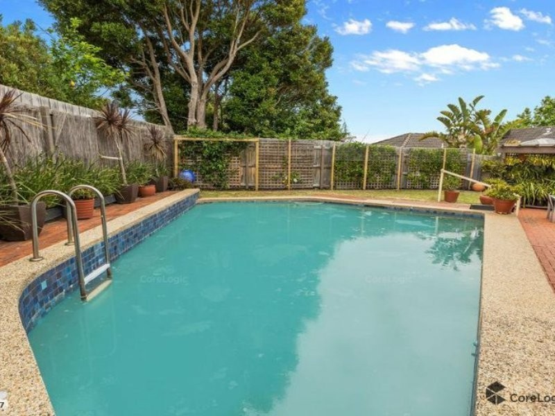 13 Irvine Crescent, Frankston VIC 3199
