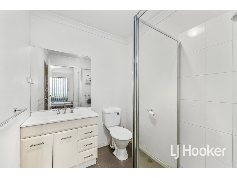 Unit 3/24 McCormicks Road, Skye VIC 3977