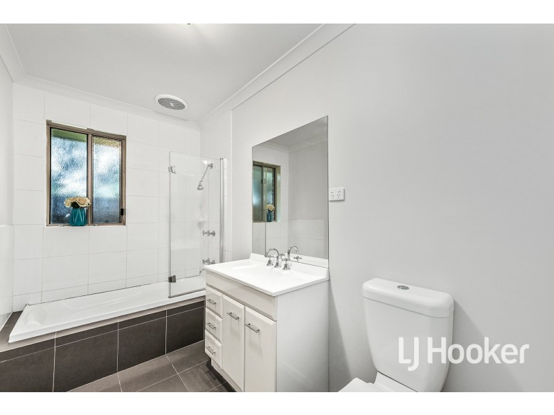 Unit 3/24 McCormicks Road, Skye VIC 3977