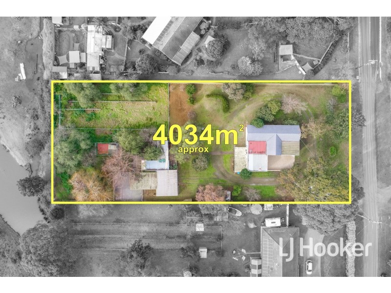 25 Stanley Road, Devon Meadows VIC 3977