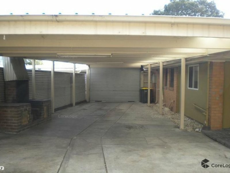 126 Monterey Boulevard, Frankston North VIC 3200