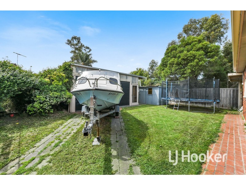 24 Shearwater Drive, Carrum Downs VIC 3201