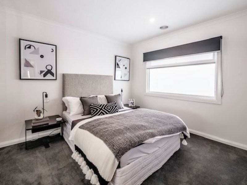 22 Callow Avenue, Clyde North VIC 3978