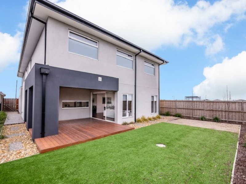 22 Callow Avenue, Clyde North VIC 3978